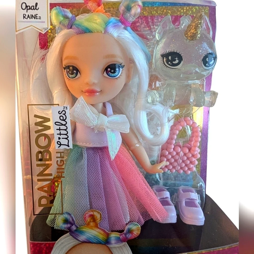 NWT Rainbow High Littles Opal Rainbow 5.5